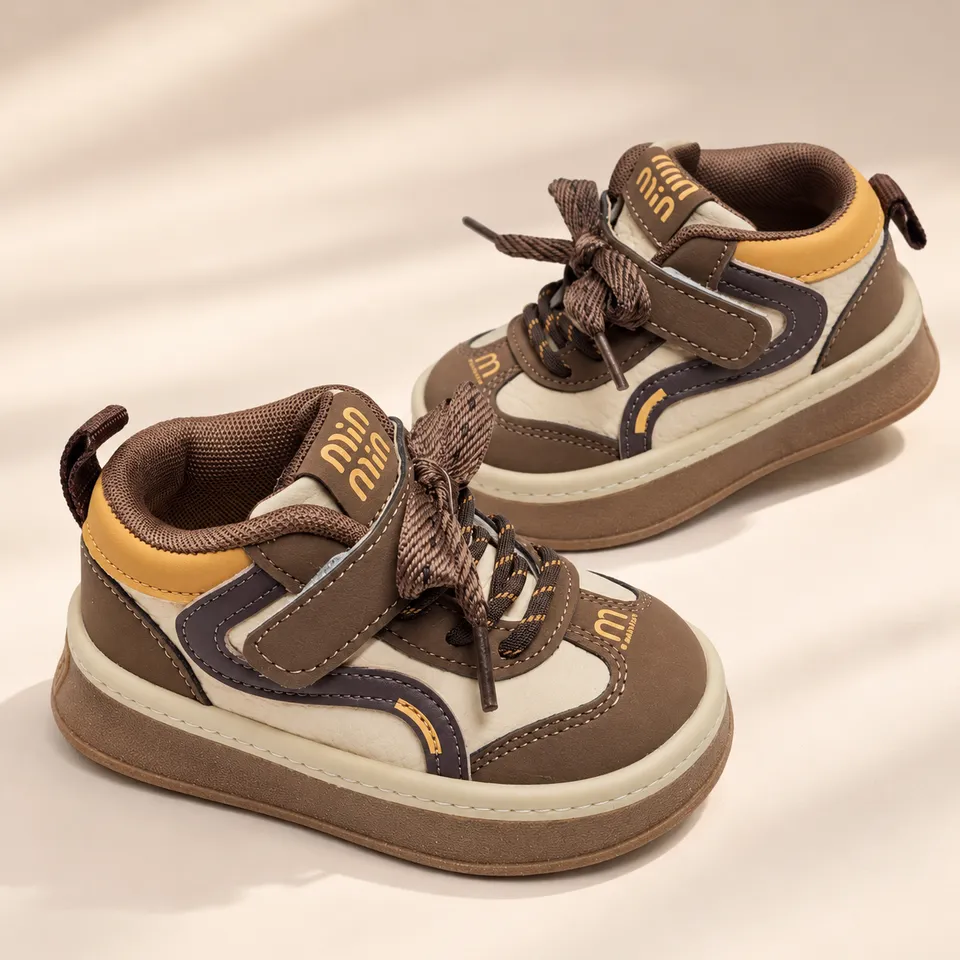 CocoaTrail Kids High-Top Sneakers