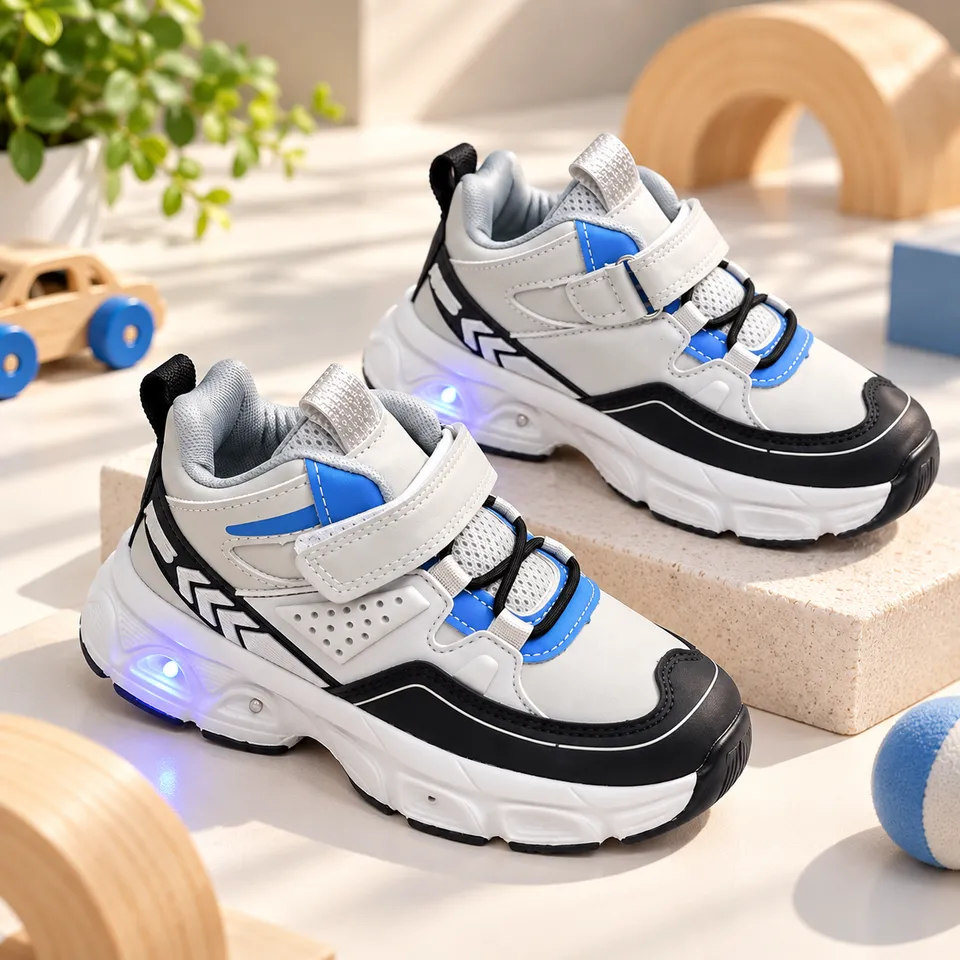 TerraGlow Kids LED Sneakers- Lighting