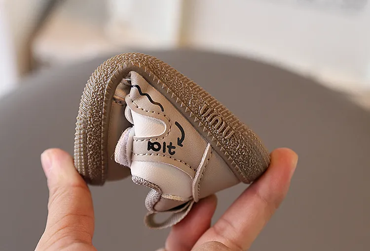 Little Explorer Sneakers