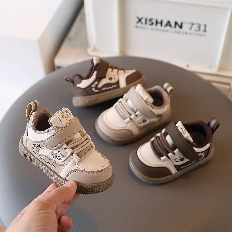 Little Explorer Sneakers